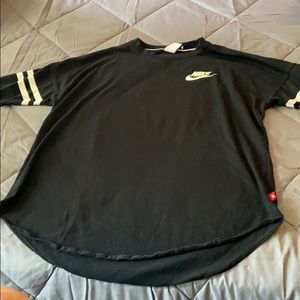 Nike Xl womens top